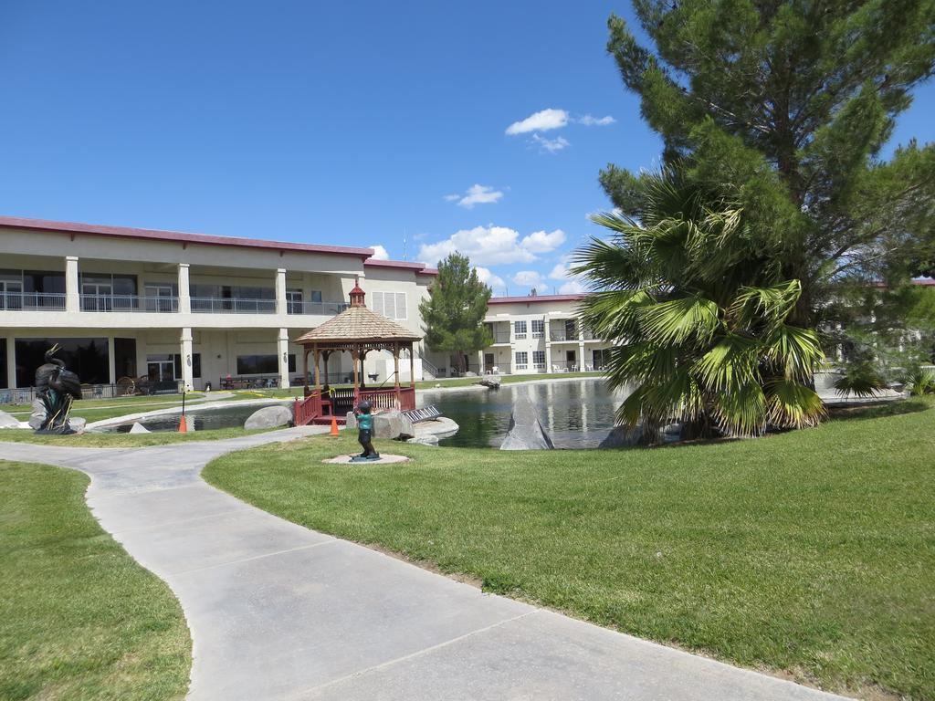 Longstreet Inn & Casino Amargosa Valley Exterior foto